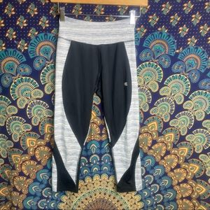 🦋5/20$🦋 Champion cropped active leggings